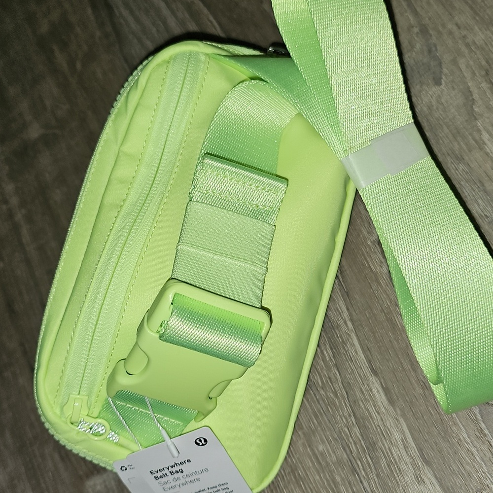 Lululemon Everywhere Belt Bag FADED ZAZ FZAP - Picture 14 of 16